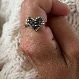 Kendra Heart Ring Size 6